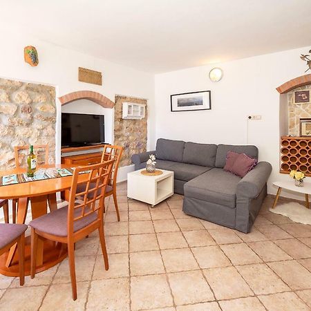 Mediterranean Apartment Korina Baška Eksteriør bilde