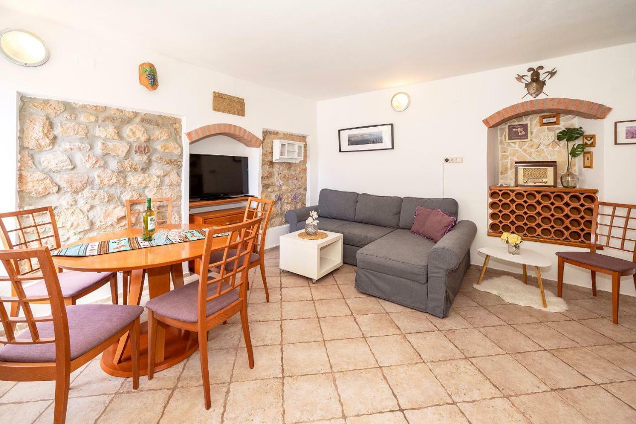 Mediterranean Apartment Korina Baška Eksteriør bilde